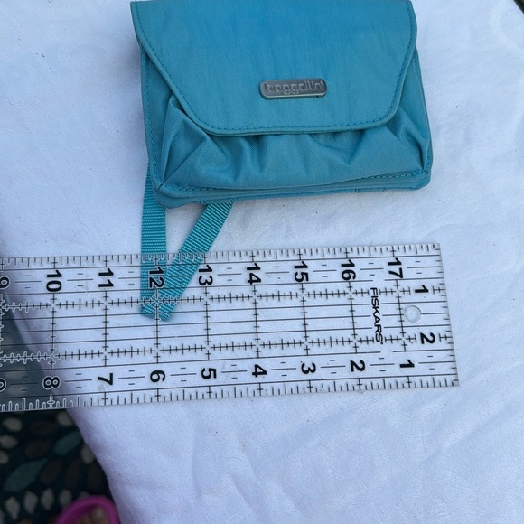 Baggallini Blue Crossbody Bag with Flap Closure and Metallic Detail - Picture 3 of 10